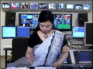 Bangla Beautiful Girl Unaware of running camera