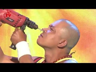 Đoàn Hồng Nhựt dùng lưỡi chặn quạt sắt | Bạn Có Thực Tài? 2015.