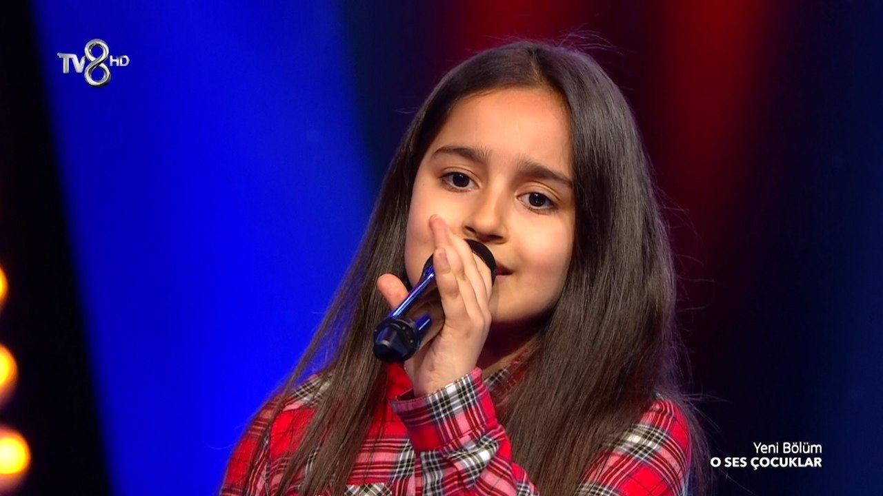 Çağla Bahar Güngör 'Bahçede Yeşil Çınar' - O Ses Çocuklar 11 Mayıs 2016