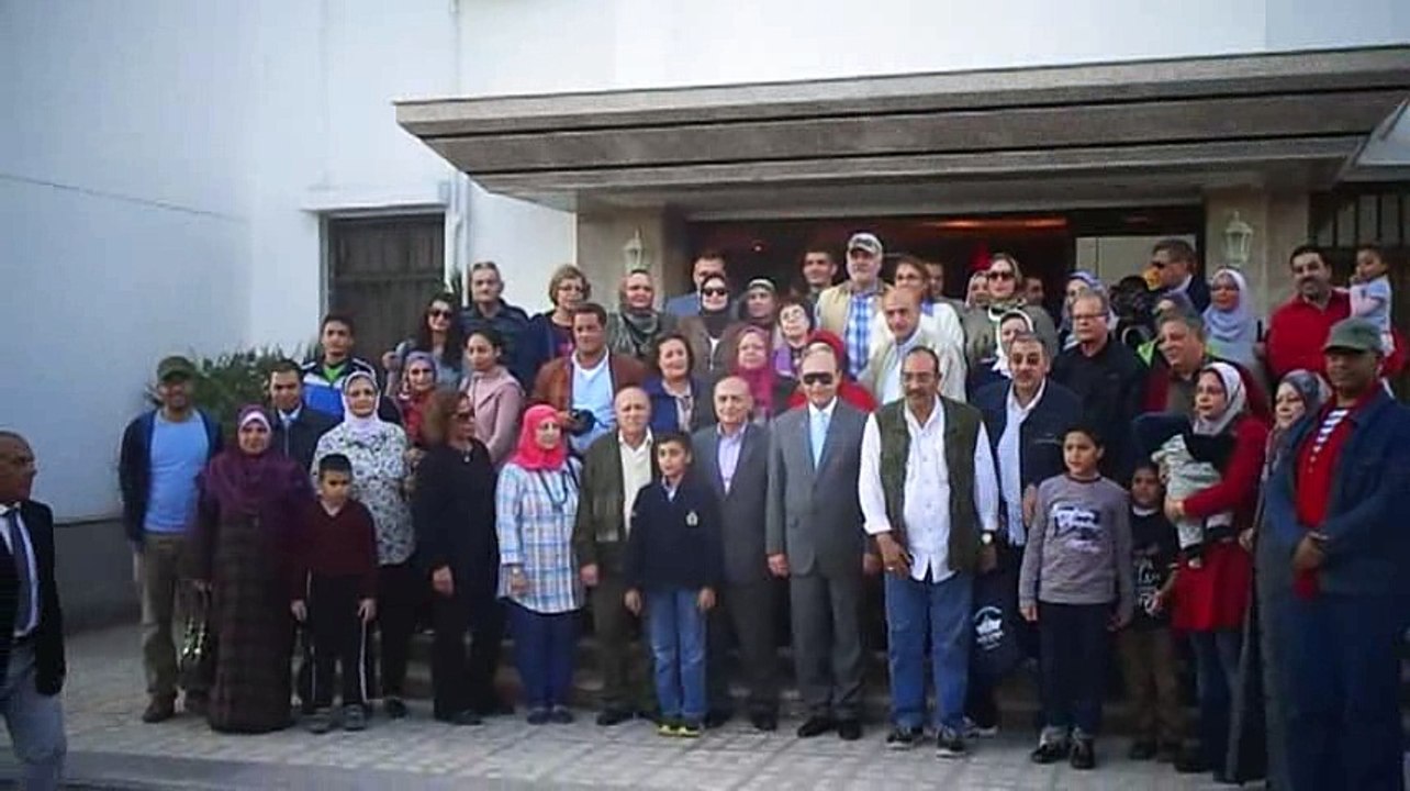 وفد من الفنانيين التشكيلين فى زيارة قناة السويس الجديدة ديسمبر2014