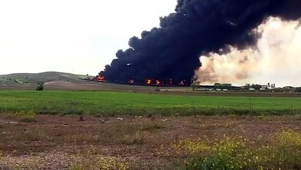Dump fire causes toxic black smoke to cover Spanish town