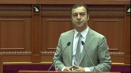 Shalsi kritikon Metën - Top Channel Albania - News - Lajme