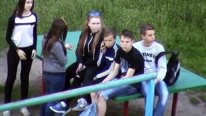 Давай закурим подруги по одной ( Девушкам захотелось курить ) Девушки курят