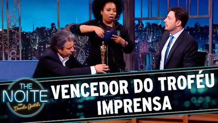 Danilo entrega troféu imprensa