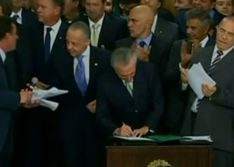 Michel Temer asumió presidencia de Brasil por Dilma