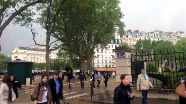 Radio Tongossa Manifestation contre la loi du Travail à Paris place de invalide jeudi 12 mai 2016