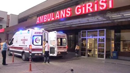 Azez'de Öso ile Daeş Arasındaki Çatışmalarda Yaralanan 9 Suriyeli, Kilis'e Getirildi