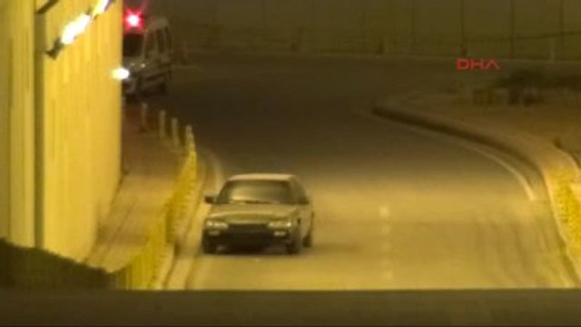 Konya-Hızlı Tren Köprüsü Altına Bırakılan Plakasız Araç Tren Seferlerini Aksattı