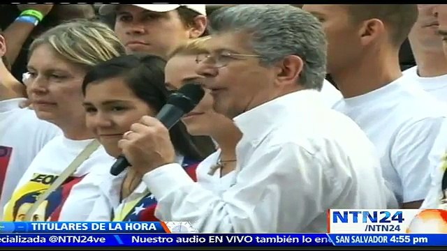 Ramos Allup advierte que desacatarían sentencia si el TSJ destituye a la directiva del Parlamento