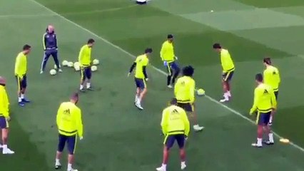 Watch Keylor Navas nutmegging James Rodriguez during practice