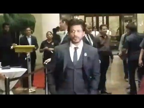 Shahrukh Khan at Preity Zinta's Wedding Reception 2016