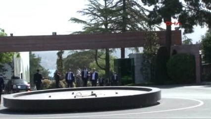 Gelin Arabası Tarabya'dan Çıktı