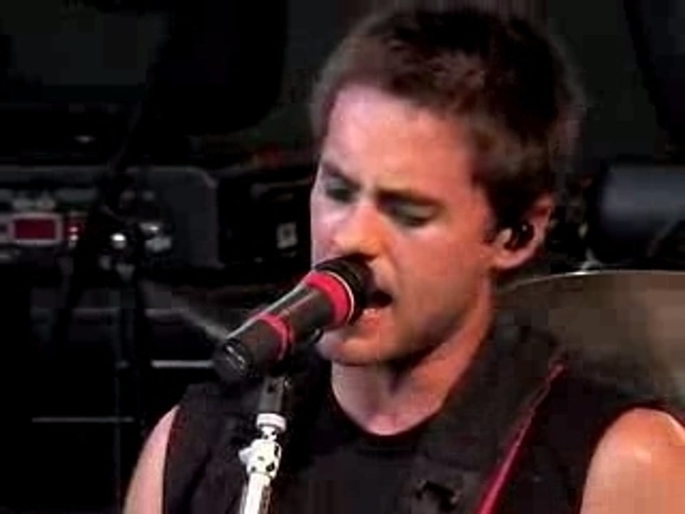 30 seconds to mars-a beautiful lie-blue room-live