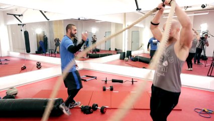 Coach Seyit vs. Karl ESS! MMA Workout - UFC Fighter Training Bodybuilding vs. ATHLETE (2)