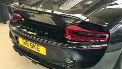 Porsche 918 Hypercar race mode