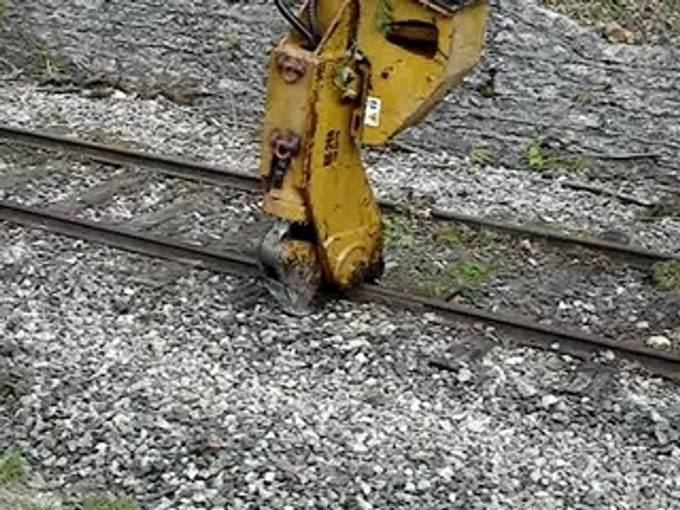 Découpe de rails à châtillon en michaille