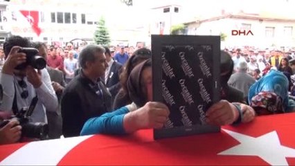 Afyonkarahisar Şehit Uzman Çavuş Muhammet Arı Son Yolculuğuna Uğurlandı-2