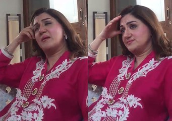 Ayesha Sana Strikes Again