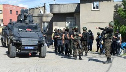 Güvenlik Güçlerinden Teröristlere "Ölümü Değil Yaşamayı Seçin" Çağrısı