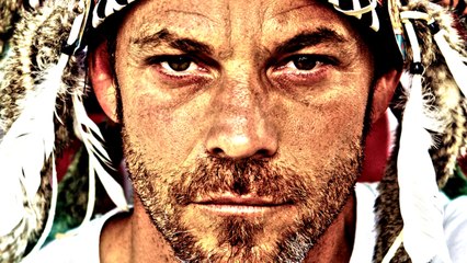 AMERICAN HERO Bande Annonce (2016)