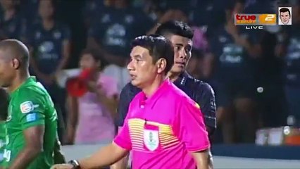 ไฮไลท์ -  บุรีรัมย์ ยูไนเต็ด 0-1 อาร์มี่ ยูไนเต็ด (14-5-2016)