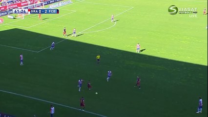 Neymar nutmegs and then fight with Ruben Perez