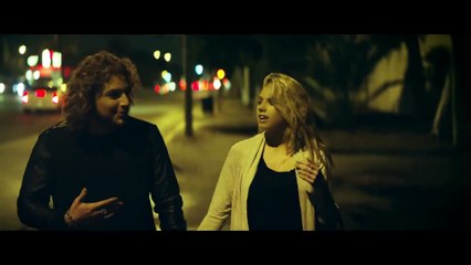 Akillezz ft Charlotte McKinney - Punching Bag