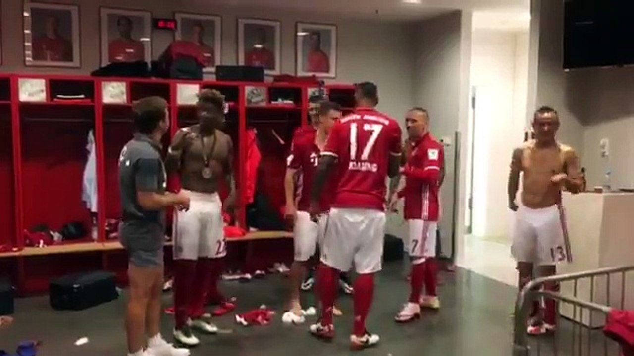 La joie des joueurs du Bayern dans  les vestiaires