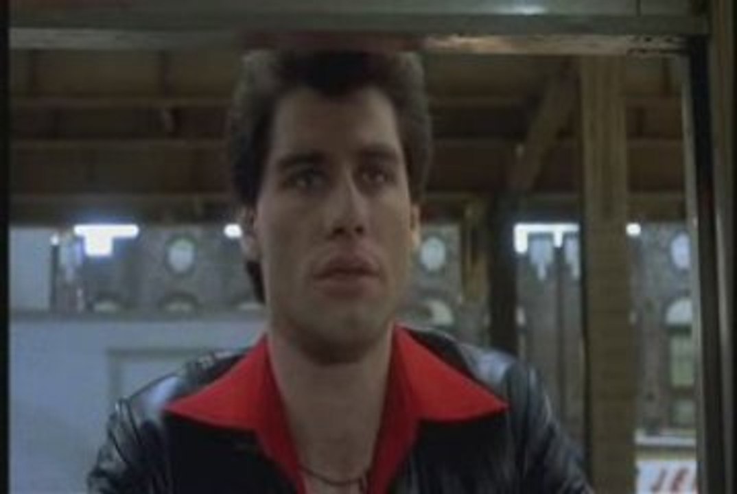 Staying Alive avec Tony (extrait du film)