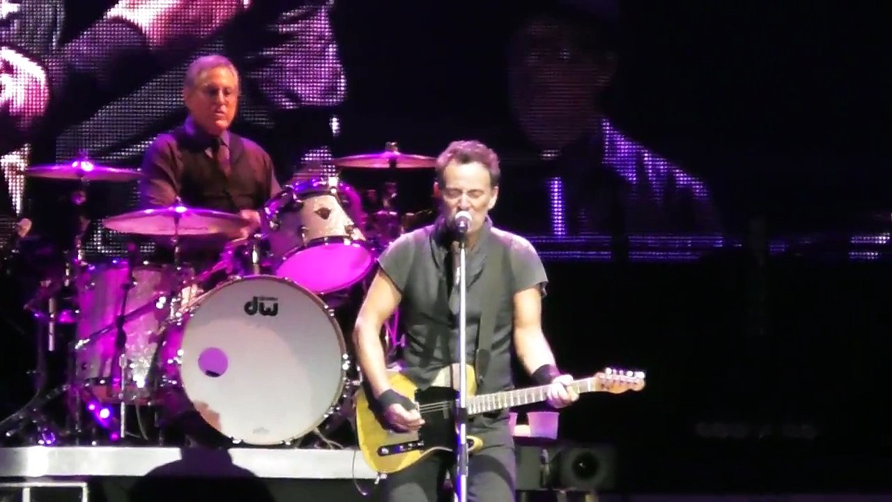 Bruce Springsteen - Brilliant Disguise @ Barcelona