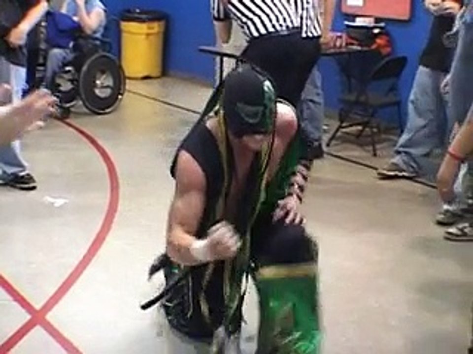 indy rassling crazy vs Lucha