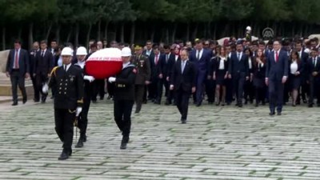 Gençlik Haftası - Çağatay Kılıç Anıtkabir'de