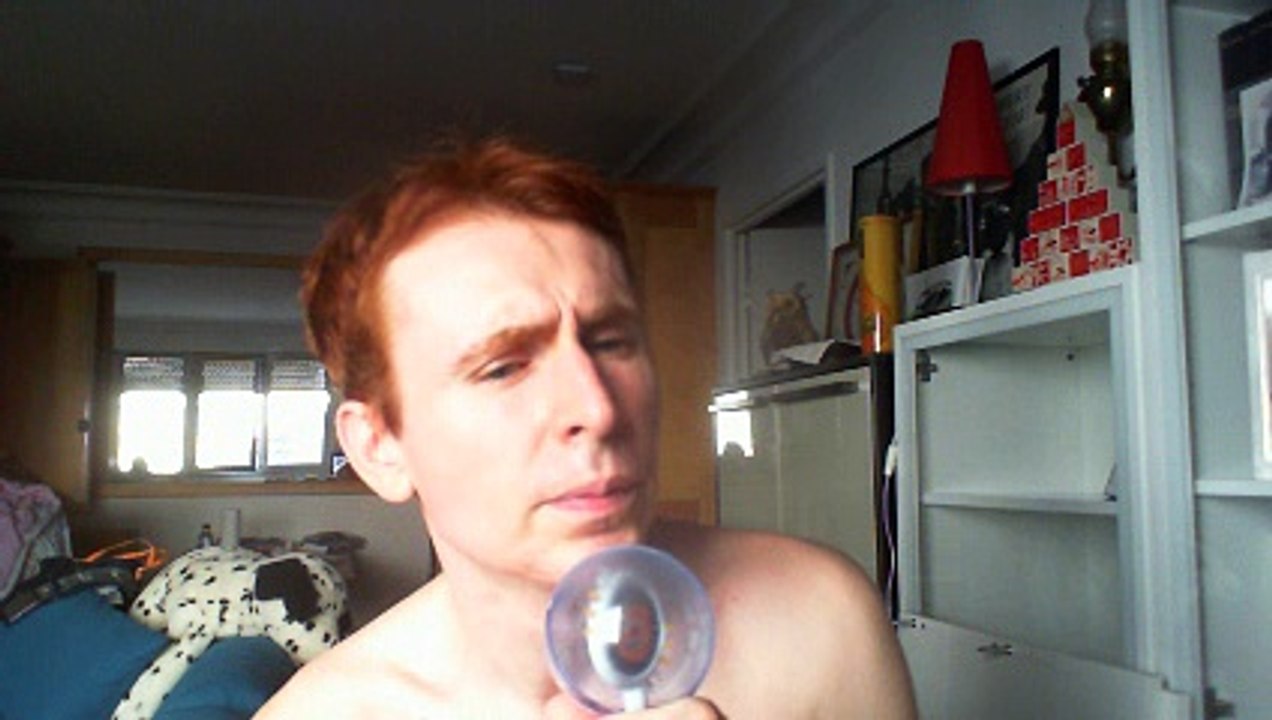 Wiwi égratigne "break the ice" de Britney Spears