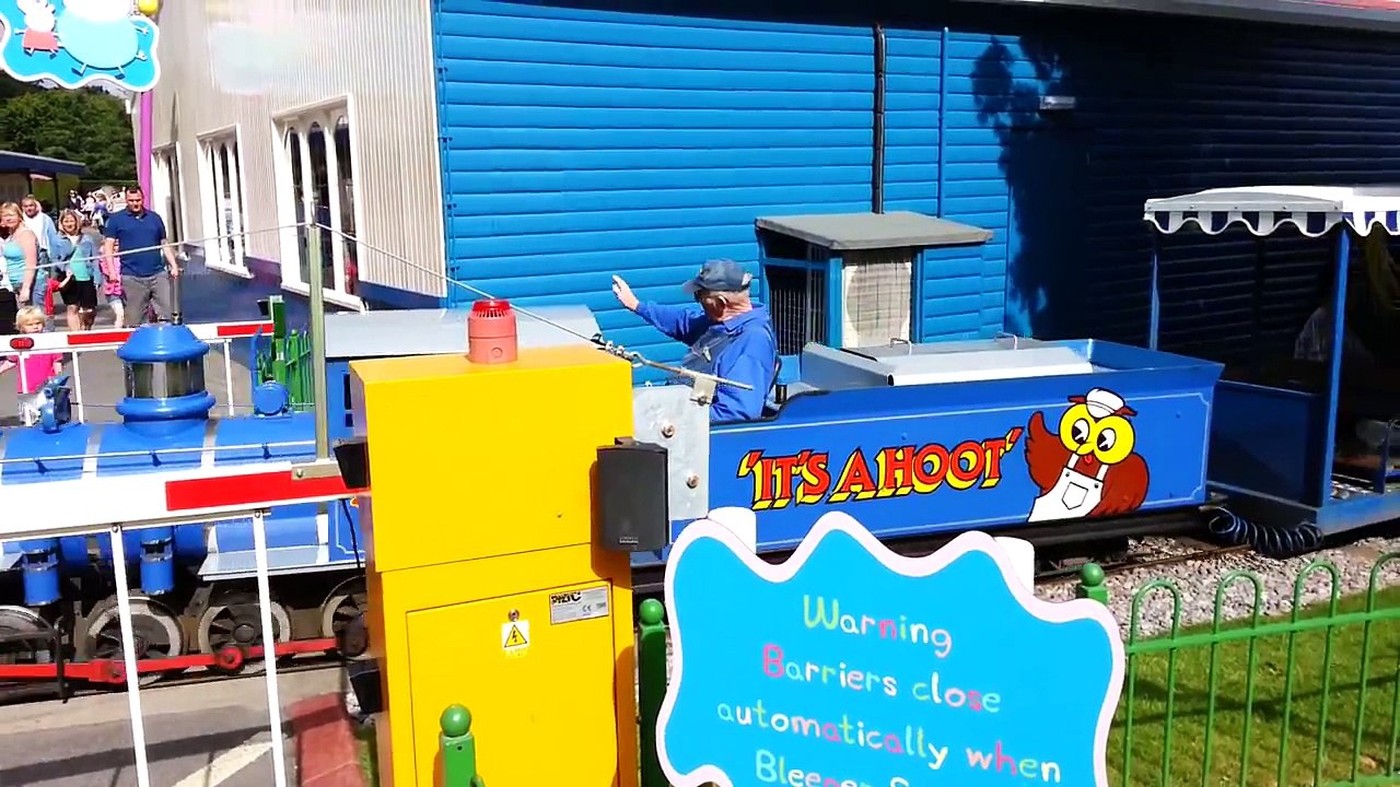 peppa pig world train