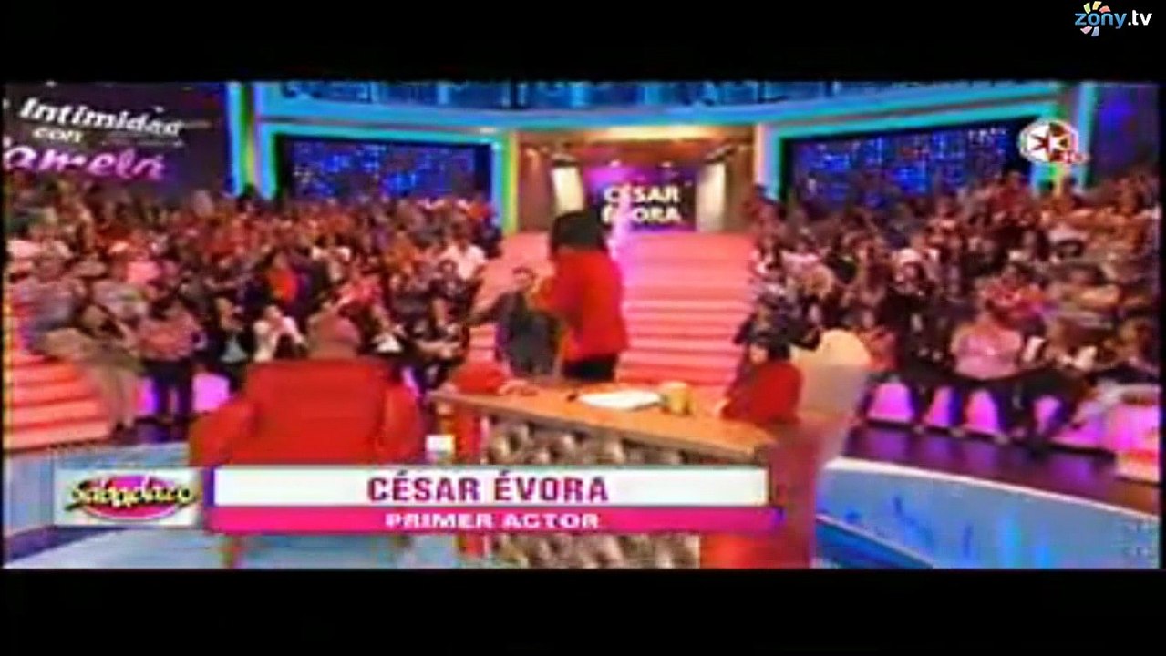 Victoria Ruffo y Cesar Evora Sabadazo 1