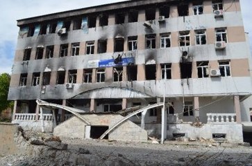 Teröristler Şırnak'ta Kurum Binalarını Yerle Bir Etti