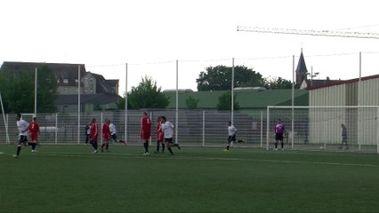 Geste technique : le coup-franc de Mathias Thior