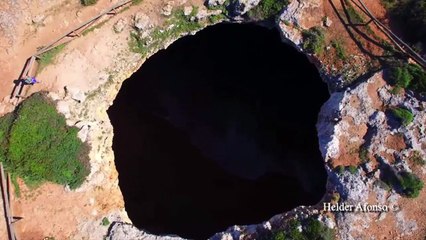 Dev Deliğin Birde İçine Bakın