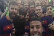 Los jugadores del Barça celebran la Liga en las redes sociales