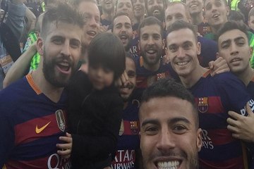 Los jugadores del Barça celebran la Liga en las redes sociales