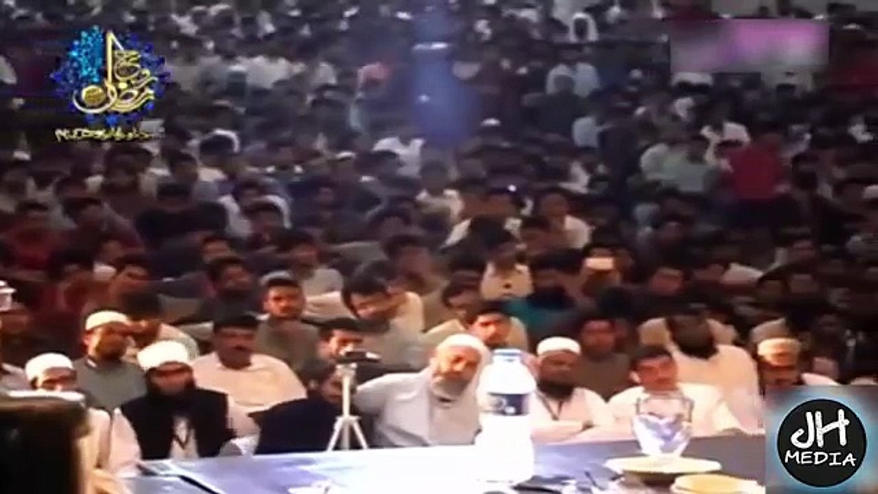 When Maulana Tariq Jameel Beaten by His Mother For Cigarete Smokking 2016