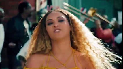 Kendall Jenner Talks Growing Up _Abnormal_, What She Thought She Would Be & Having Bieber Fever