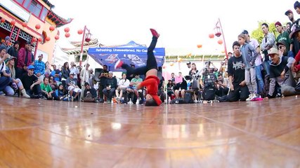 kids dance battle in school competition