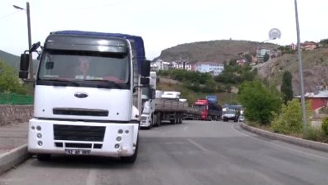 Tunceli-Pülümür ve Tunceli-Ovacık Karayollarında Geçişlere Kısıtlama