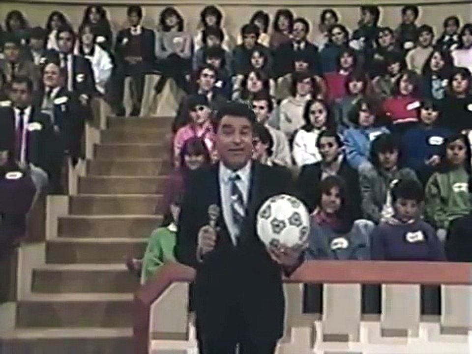 Inicio y Fragmento "Sabados Gigantes" (Canal 13 UCTV Chile) - 7 de Junio de 1986