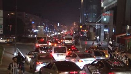 Yağmura Rağmen Şampiyonluk Kutlaması