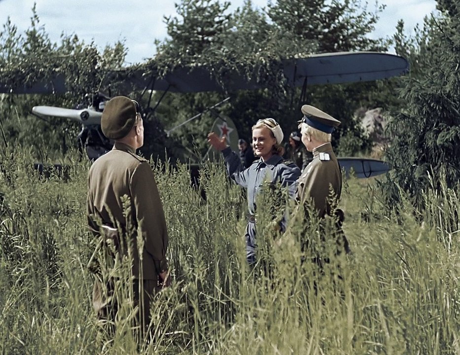 Небесный тихоход (военный, комедия, мелодрама)