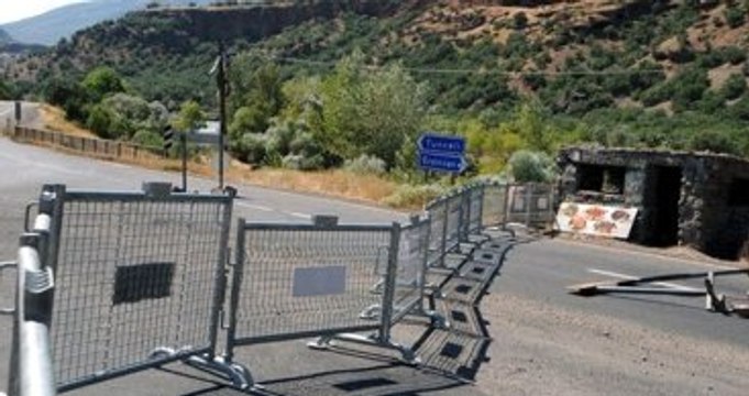 Tunceli'nin Pülümür ve Ovacık Karayolları Trafiğe Kapatıldı