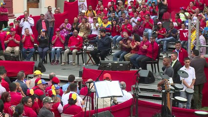 Gobierno venezolano afirma que no habrá revocatorio