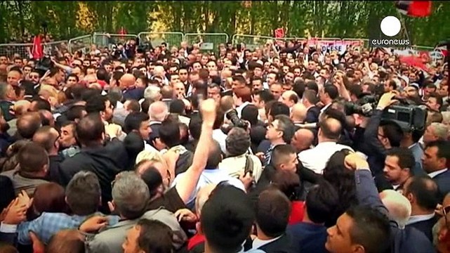 Туреччина: заблоковано з'їзд опозиційної партії